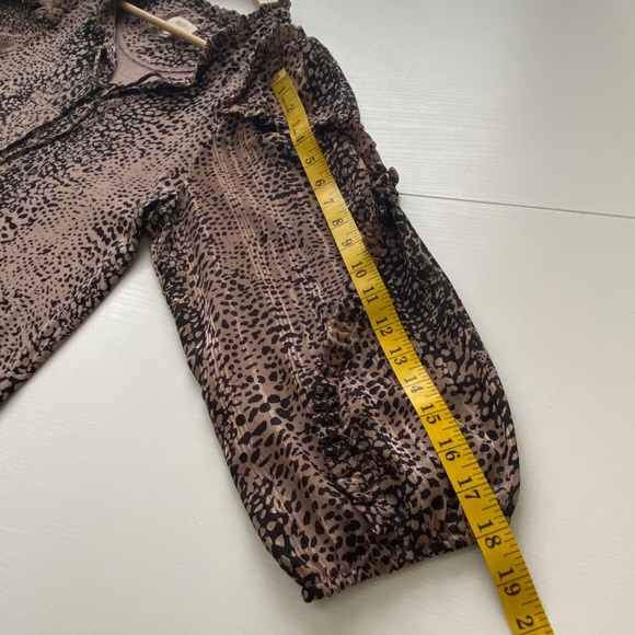 Anthropologie Maeve Jacquin Animal Print Peasant Blouse Sz Medium - Picture 16 of 16